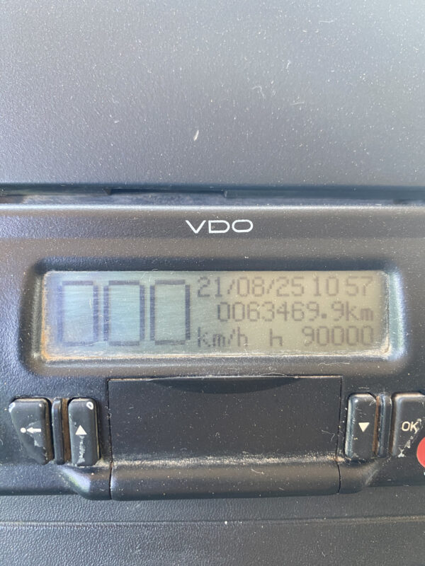 Volkswagen  17.260 - Ano 2021-2022 - Imagem 9