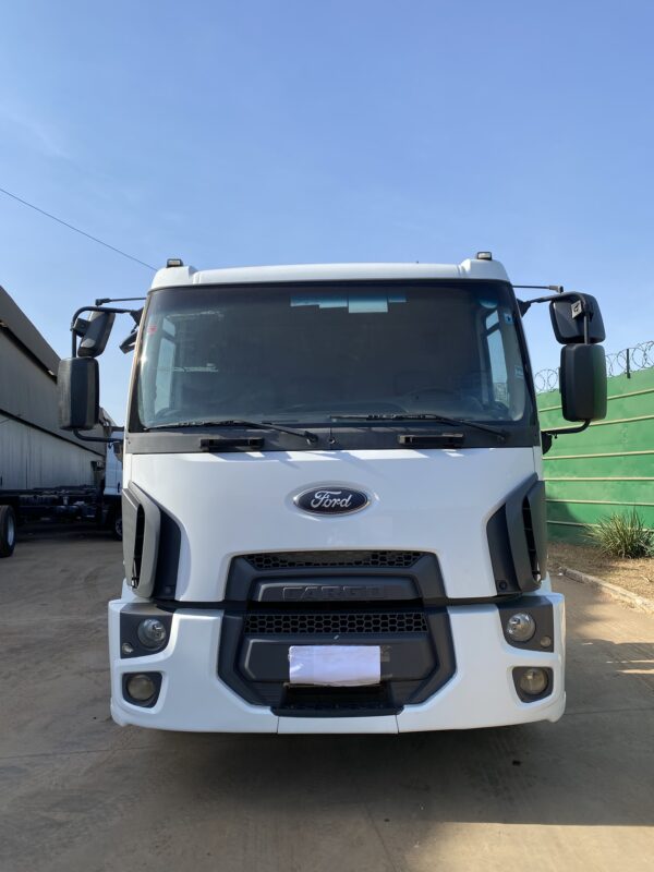 Caminhão Ford 1723 Kolector - Ano 2016/2017