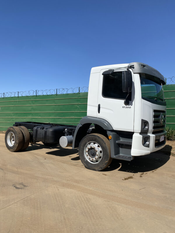 Volkswagen  17.260 - Ano 2020/2021 - Imagem 2