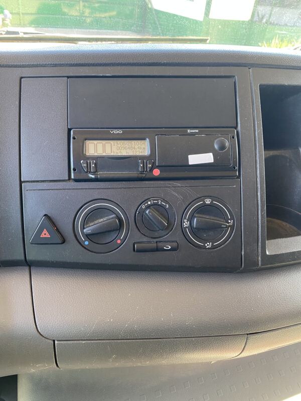 Volkswagen  17.260 - Ano 2020/2021 - Imagem 8