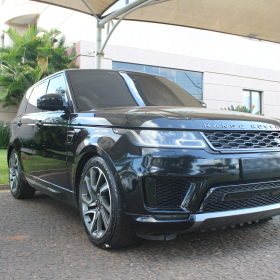 Land Rover Range Sport 3.0, 4x4, ano 2018/2019  136.833 km rodados.